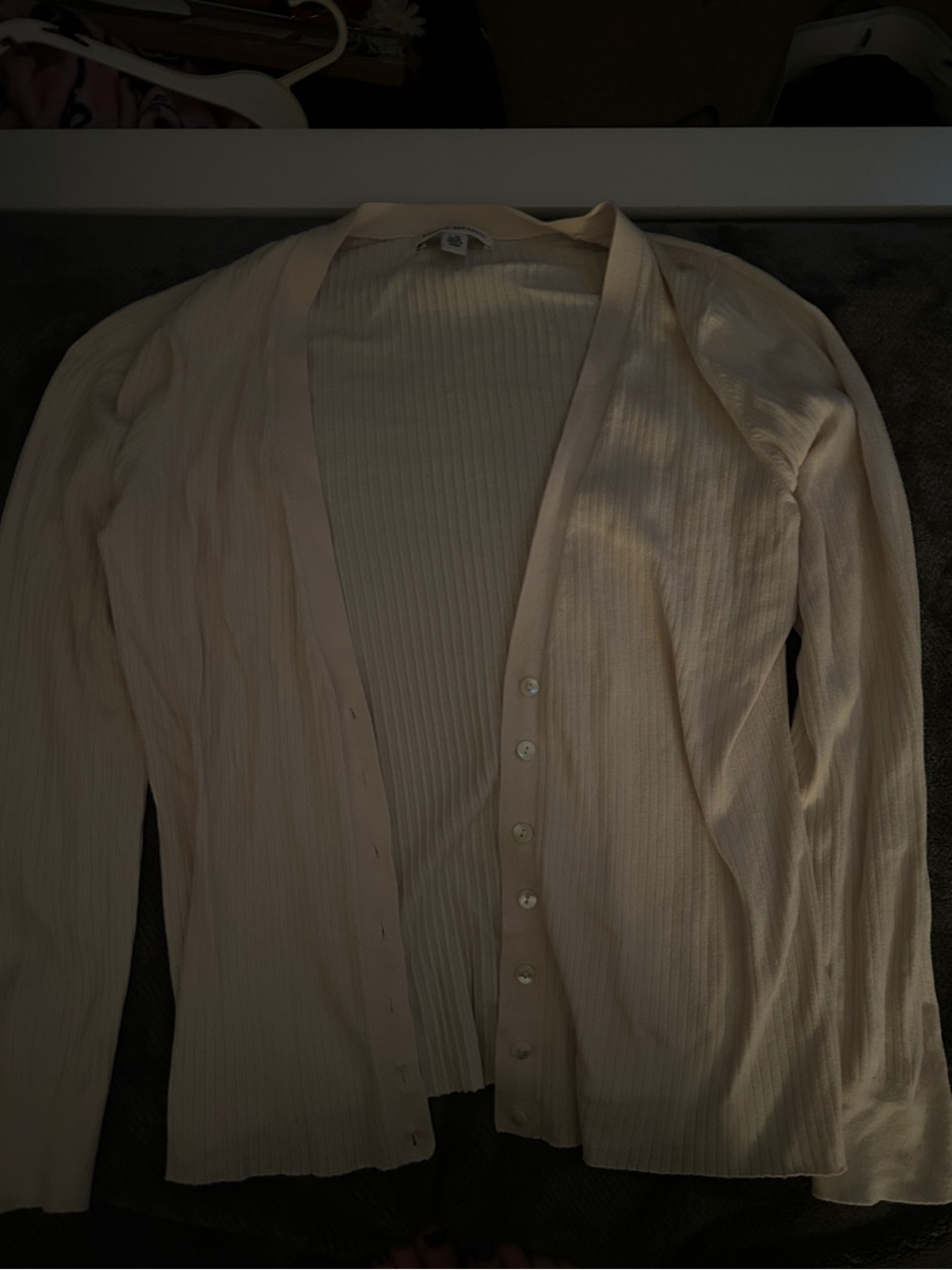 Banana Republic Light Cream Ribbed V-Neck Cardigan